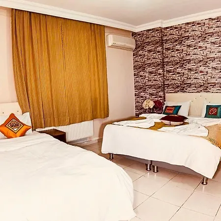 酒店 White Palace Apart Hotel Old City 2*