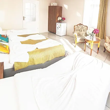 White Palace Apart Hotel Old City 酒店 2*